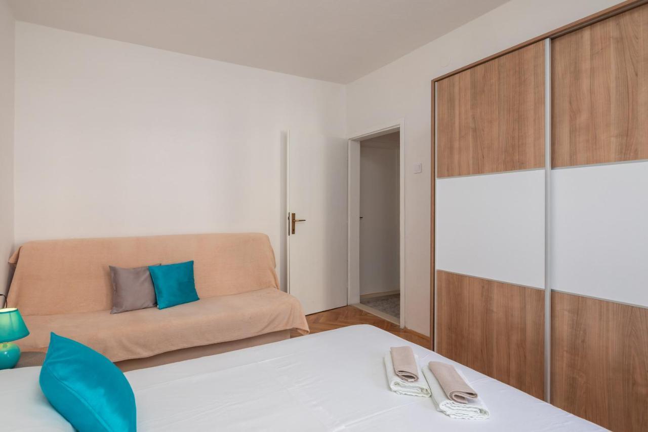 Apartment Beba Дуги Рат Екстериор снимка